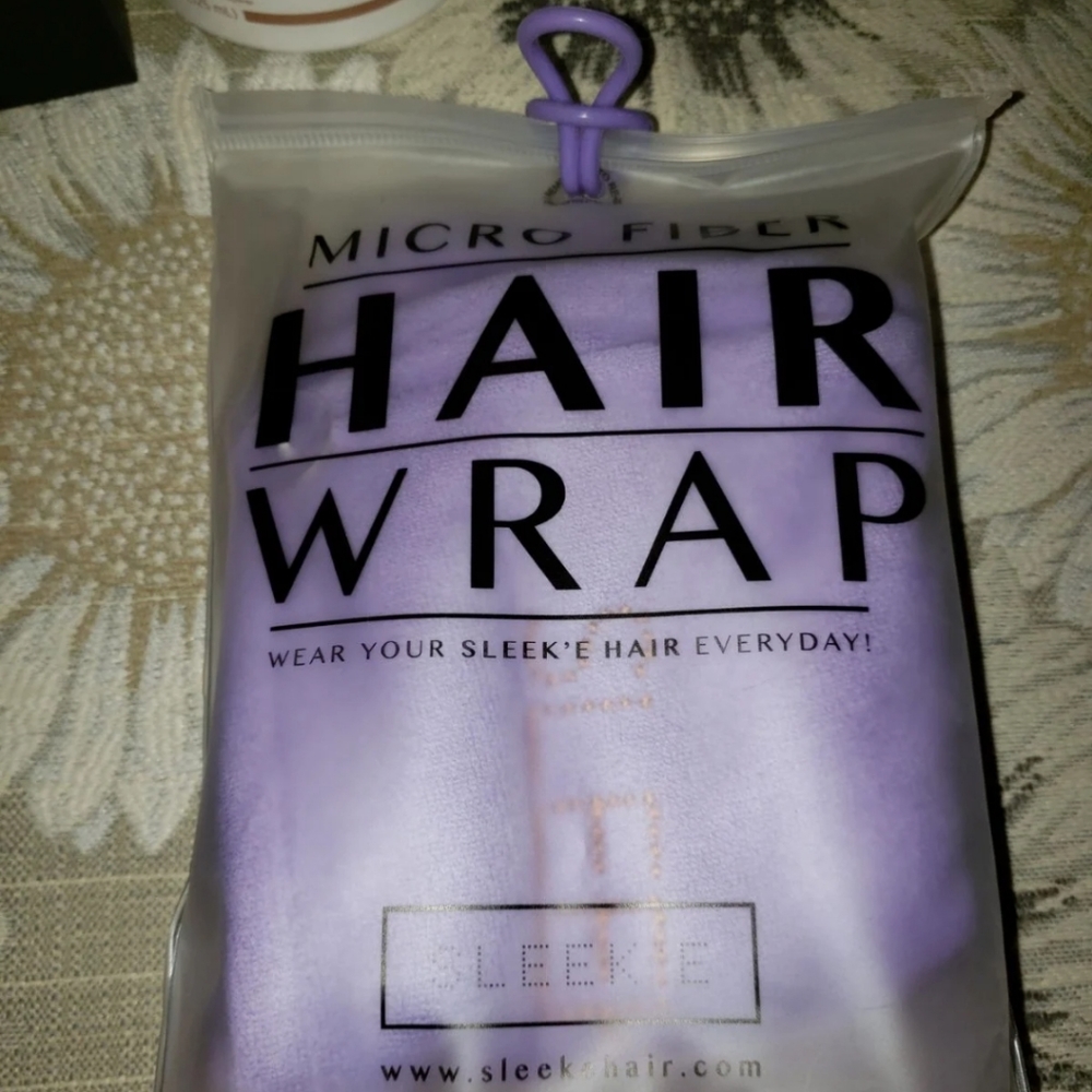 Sleek'e Microfiber Hair Wrap in Purple NEW